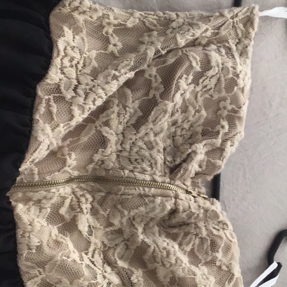 Dress - Picture 3 of 4